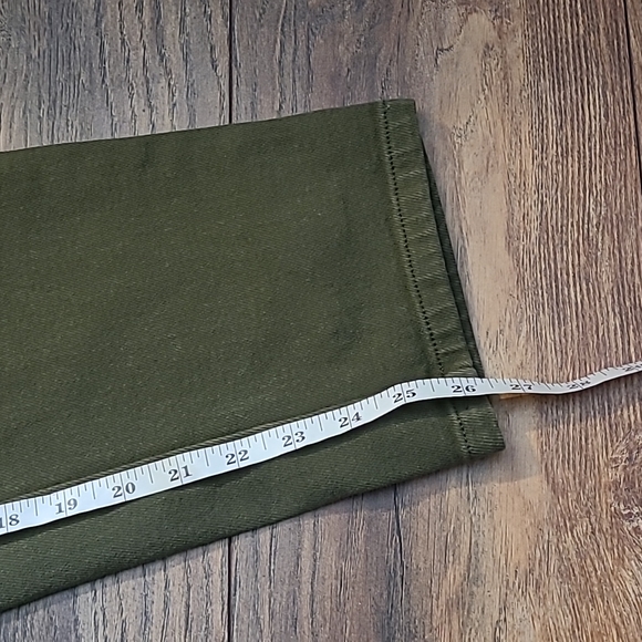 Aritzia Modern Cargos - Picture 6 of 6